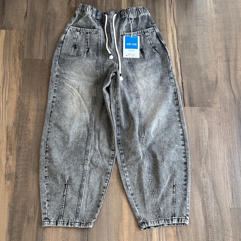 Very J Gray Barrel jeans